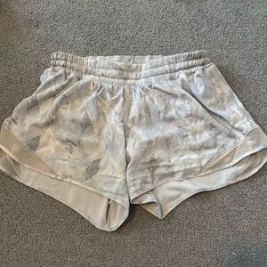 Lululemon Hotty Hot shorts